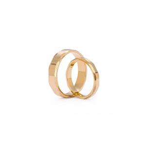 Unikalne ręcznie robione Obrączki gładkie z fasetowanymi brzegami złote