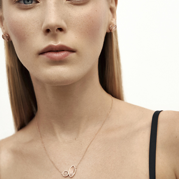 Złocony naszyjnik essence rose gold 02