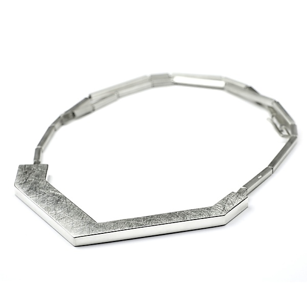 Silver edgy wide necklace