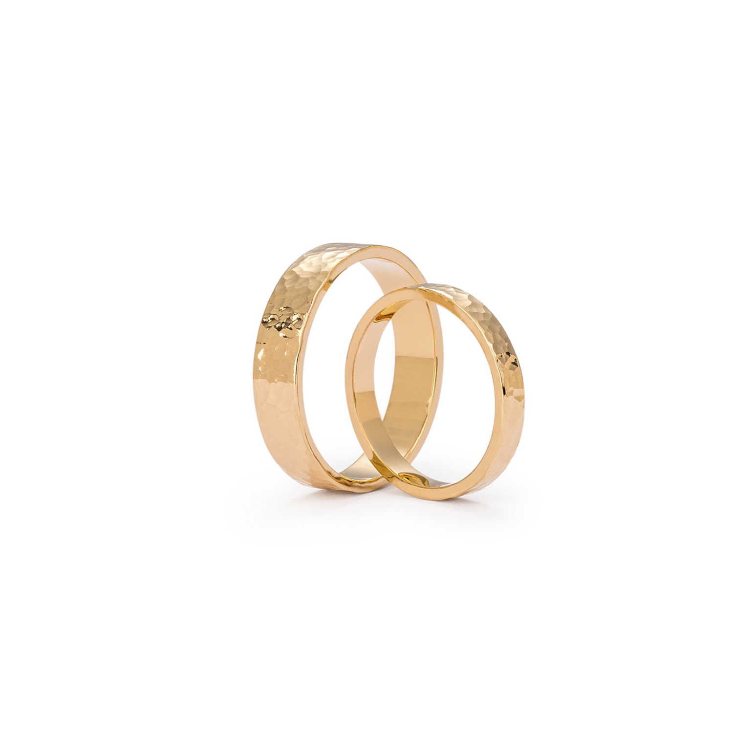GoldNarrow hammered wedding bands - ręcznie wykonana bezkompromisowa biżuteria