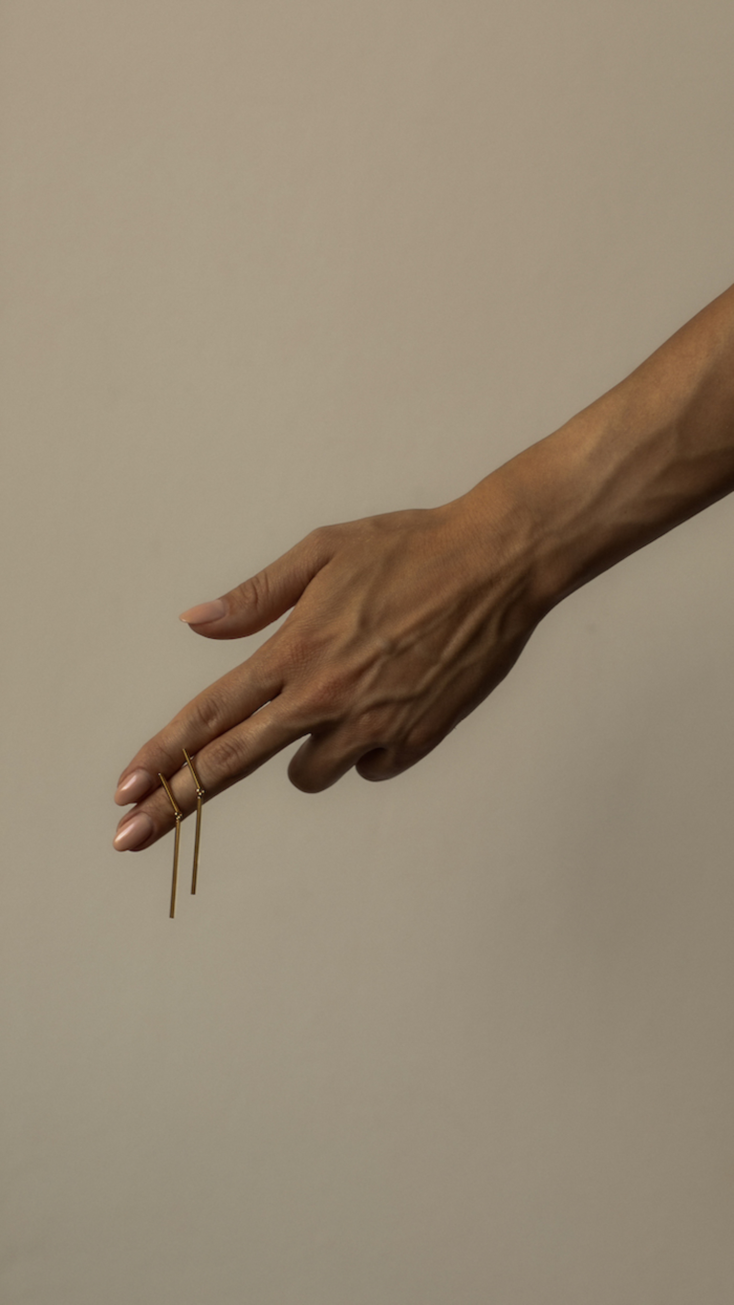 moon 04 gold earrings dodatkowe zdjęcie 3