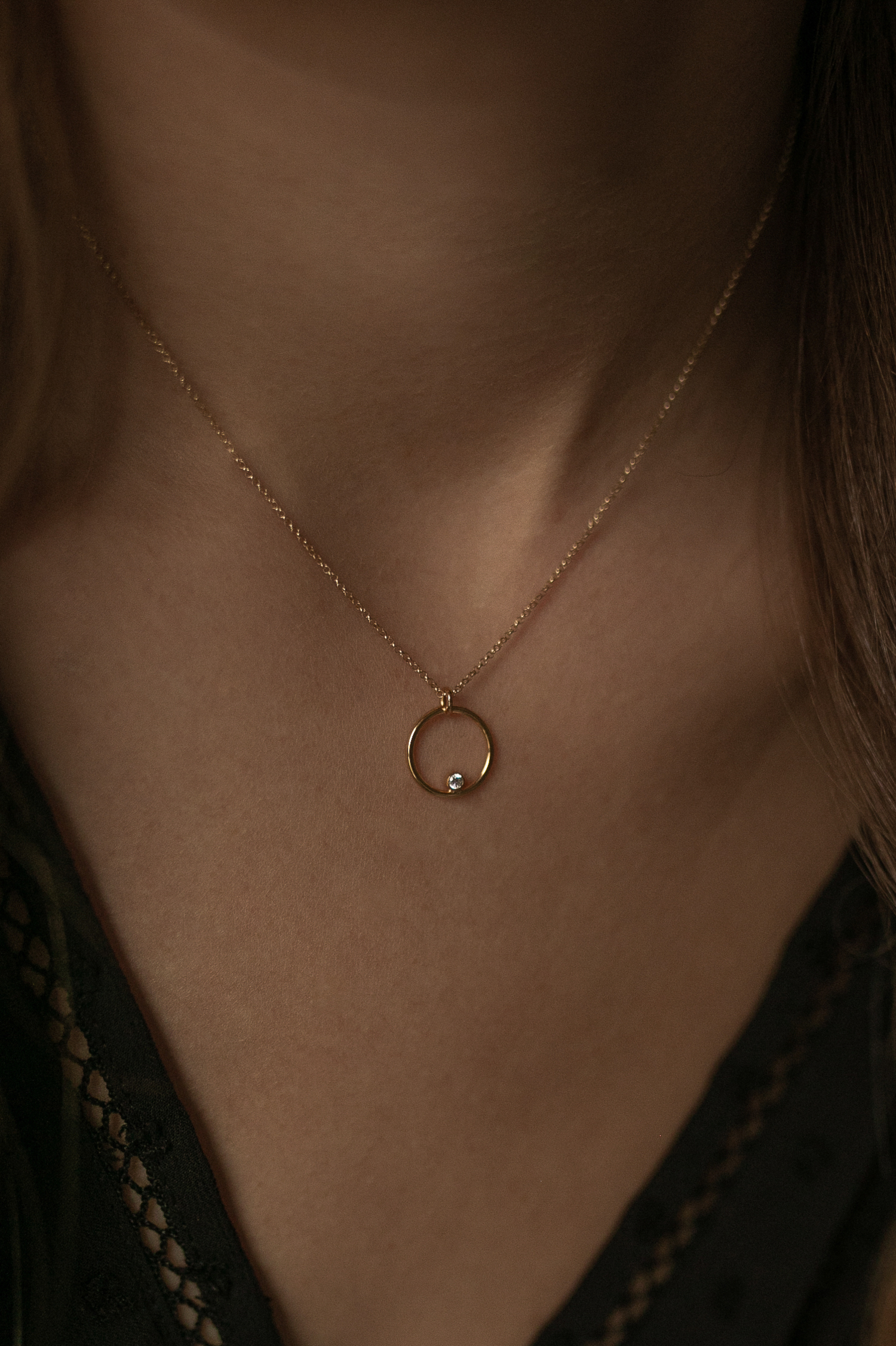 Gold infinity 02 necklace with 0.03 ct diamond dodatkowe zdjęcie 1
