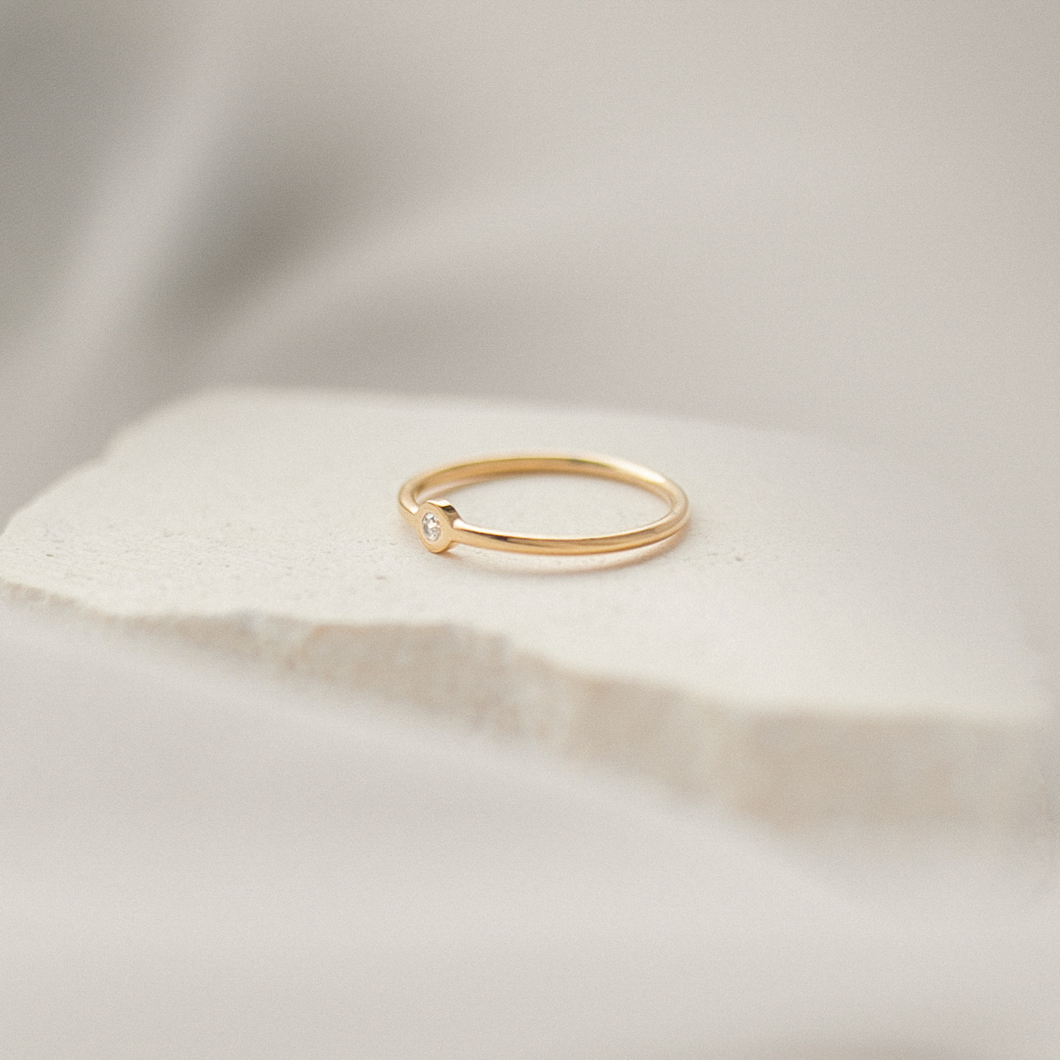 Gold infinity 03 ring with diamond dodatkowe zdjęcie 2